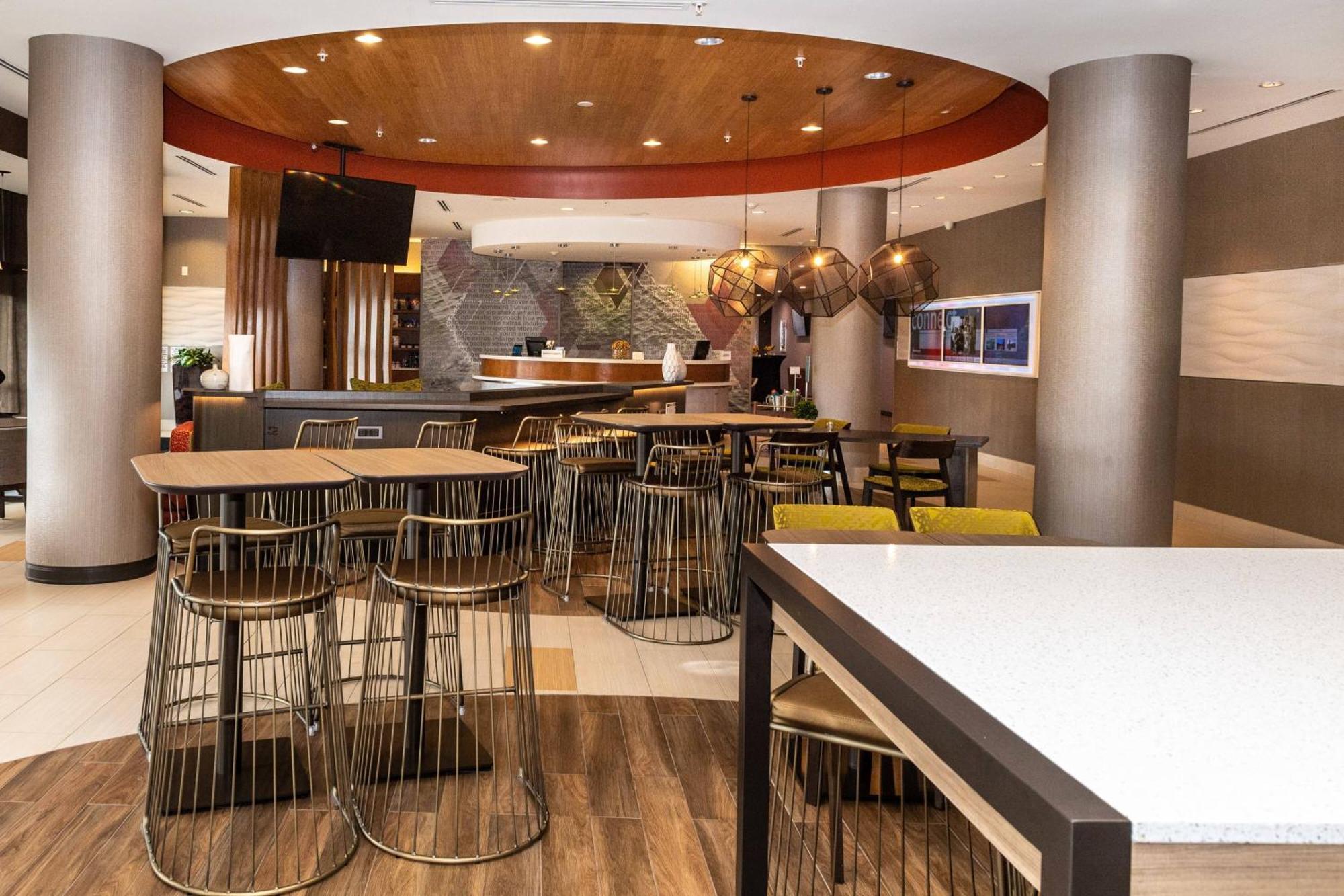 Springhill By Marriott Houston Hotel